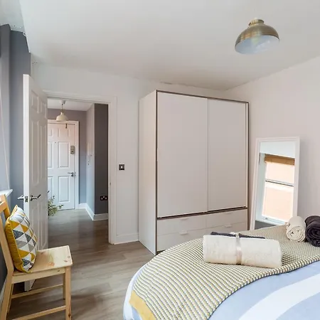 Modern Loft Grand Apartment Birmingham